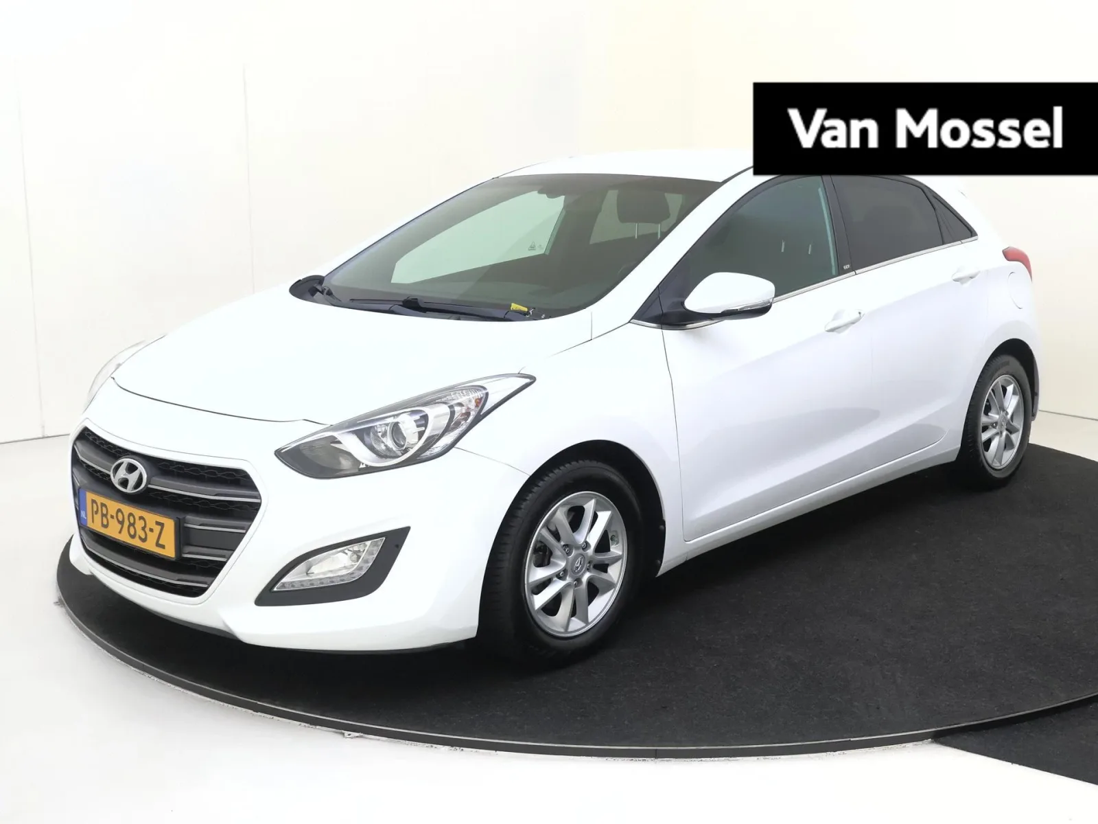 Hyundai i30 (2017) — foto 1