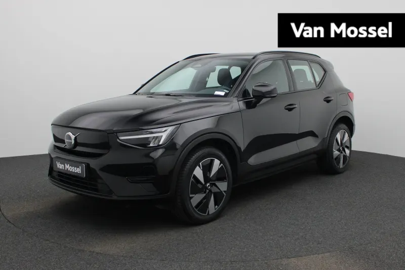 Volvo XC40 (2024)