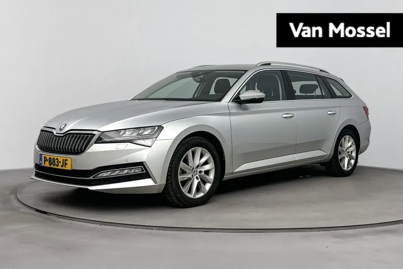 Škoda Superb (2022)