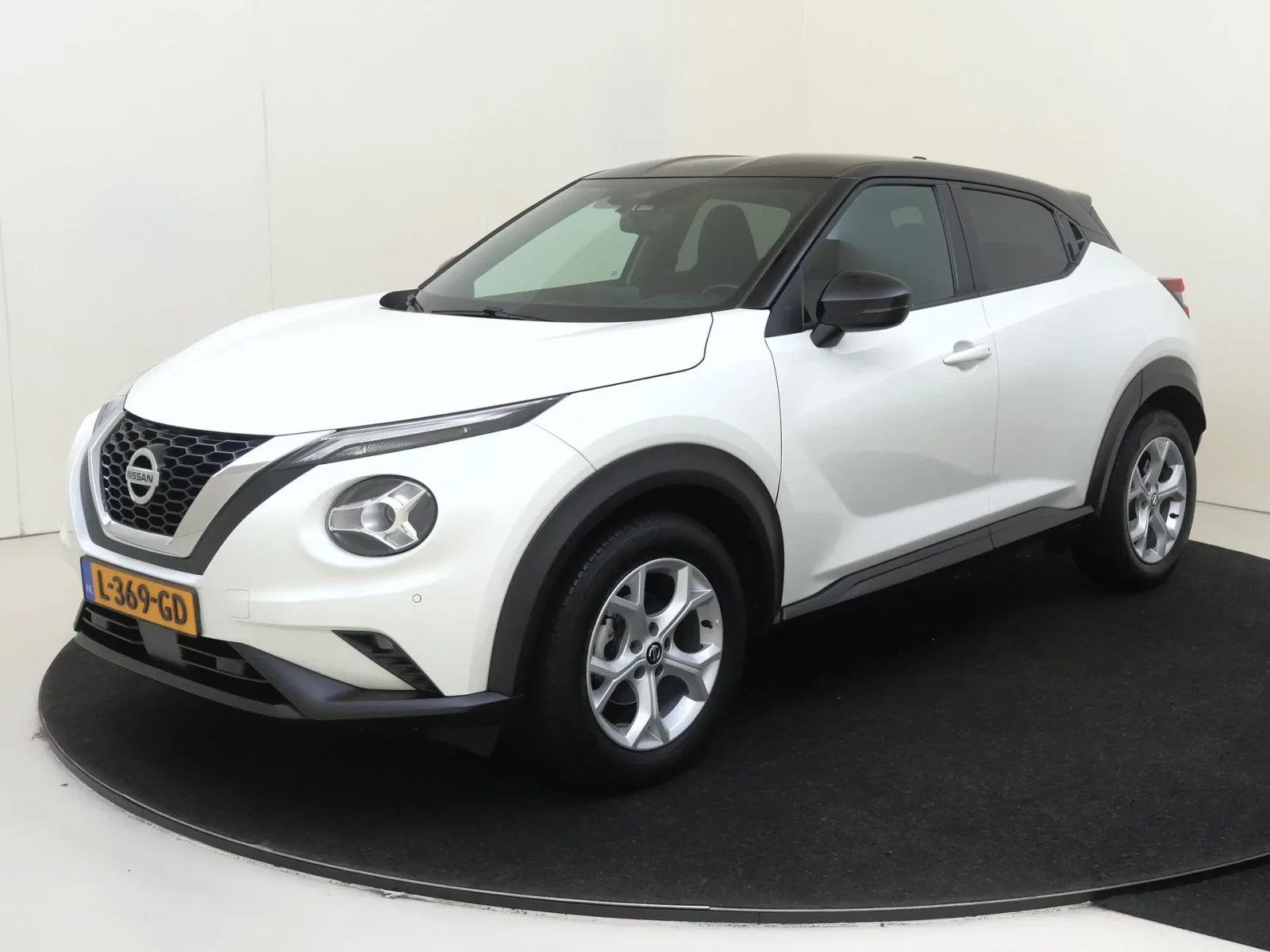 Nissan Juke (2021) — foto 1