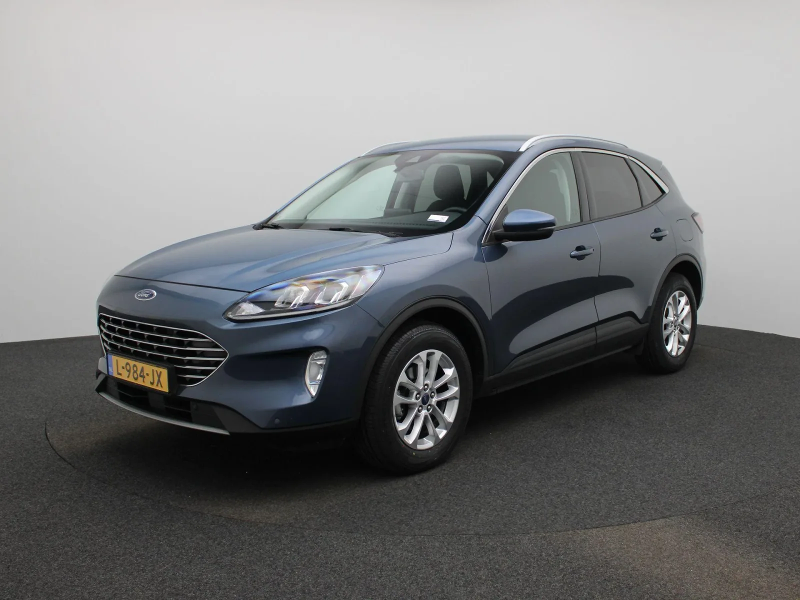 Ford Kuga (2021) — foto 1