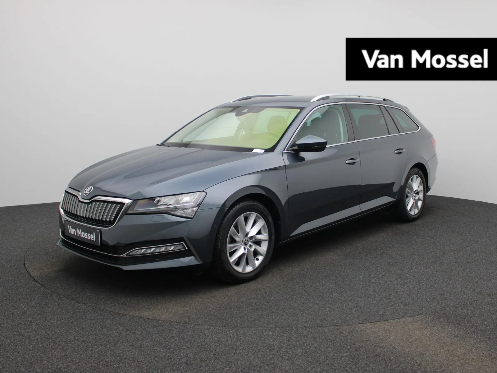 Škoda Superb (2020) — foto 1
