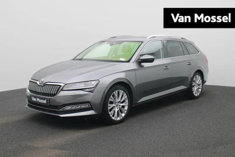 Škoda Superb (2023)
