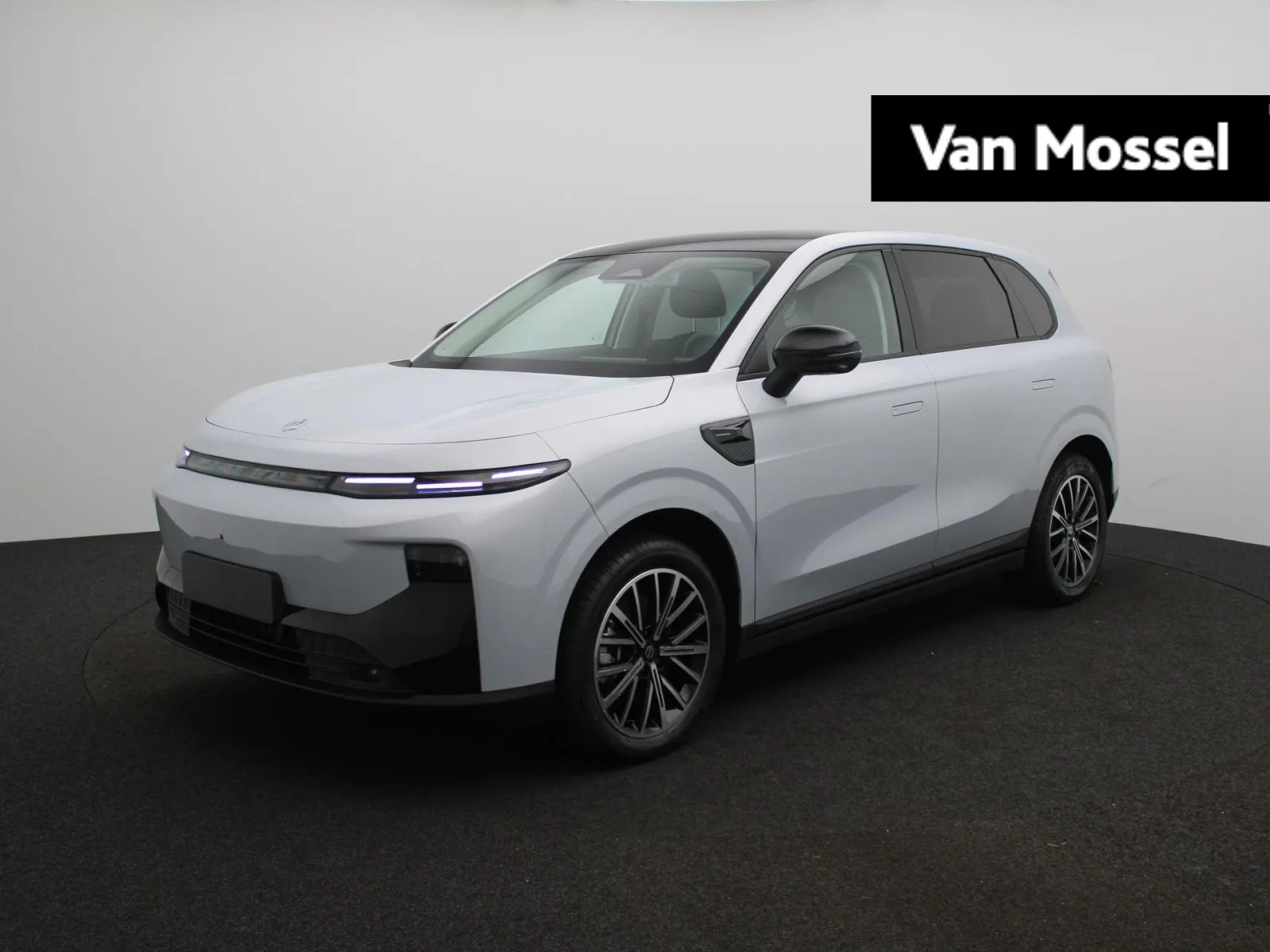 Leapmotor B10 (2026) — foto 1