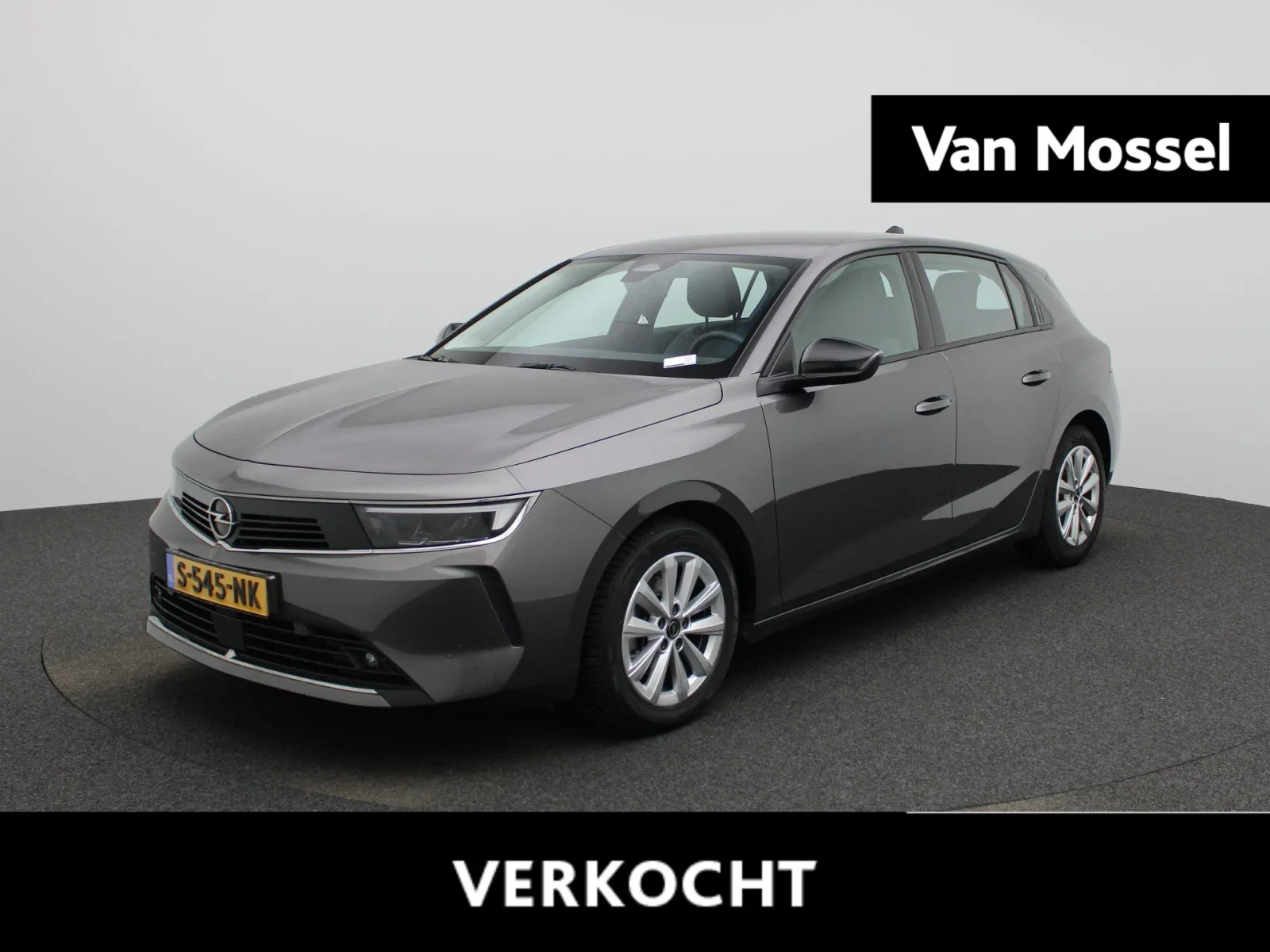 Opel Astra (2023) — foto 1
