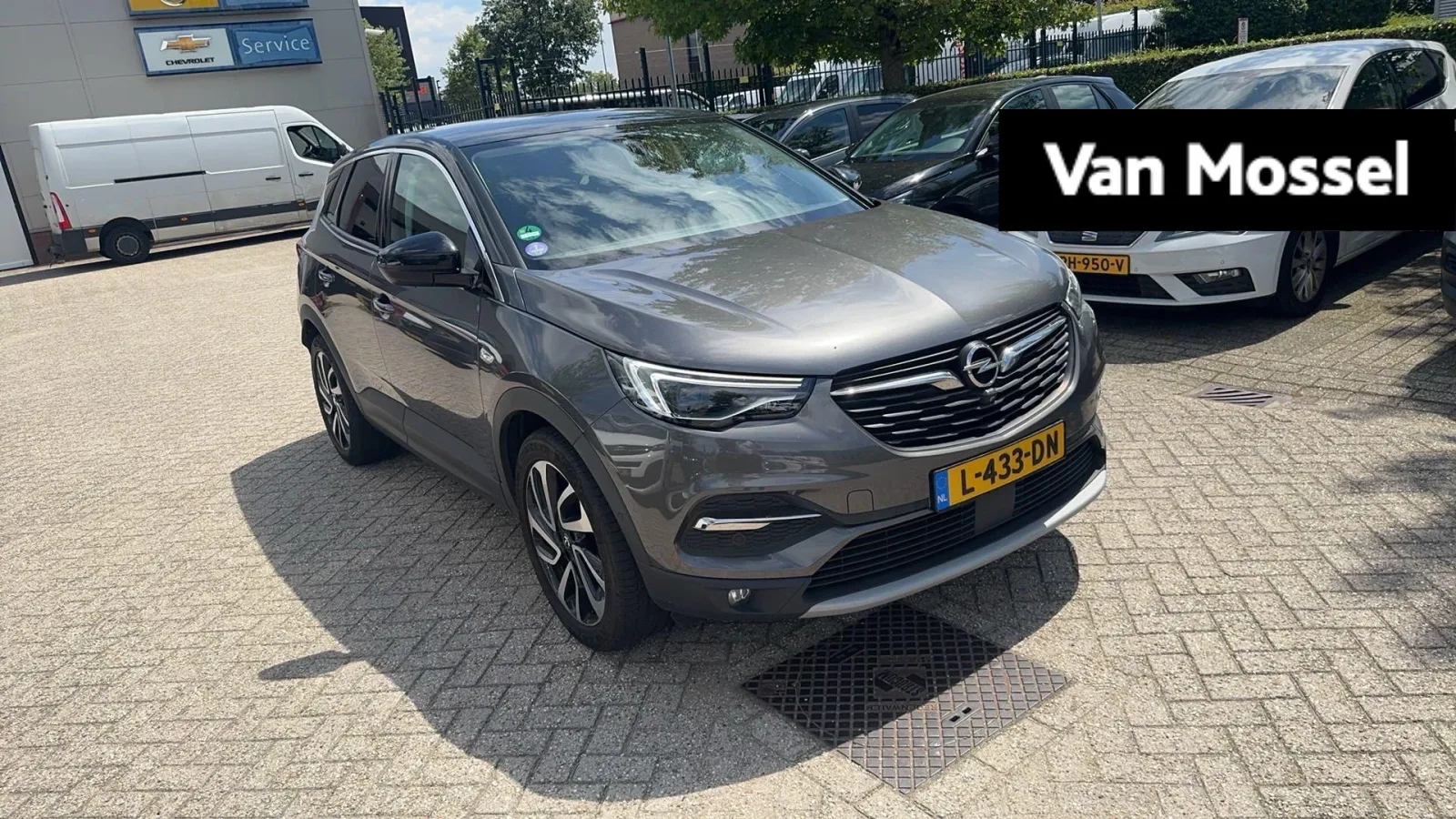 Opel Grandland X (2019) — foto 1