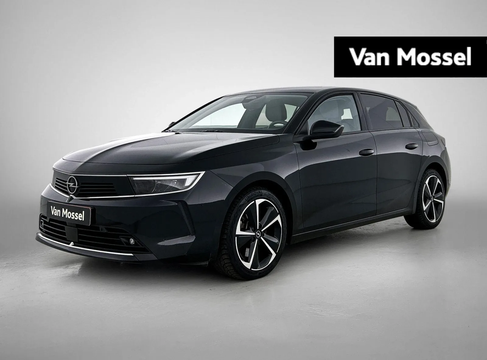 Opel Astra (2022) — foto 1