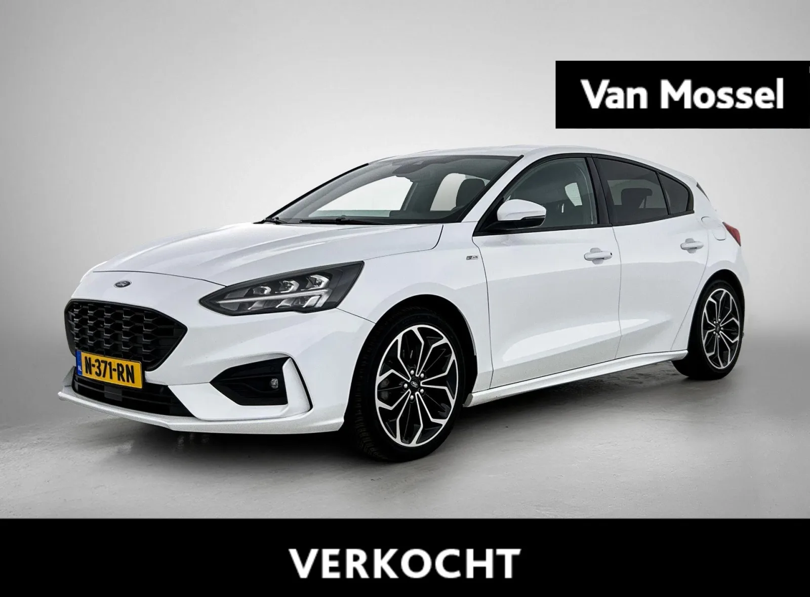Ford Focus (2021) — foto 1