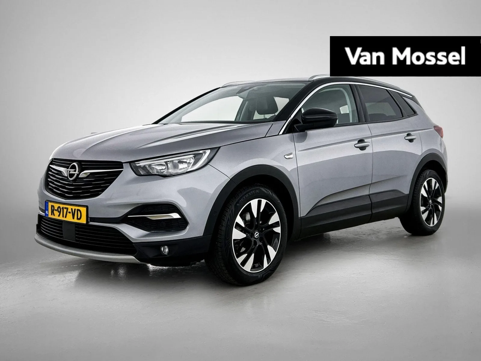 Opel Grandland (2019) — foto 1
