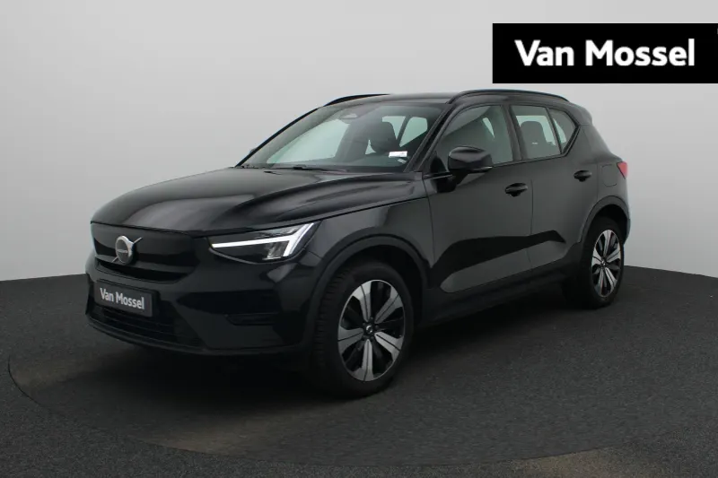 Volvo XC40 (2022)