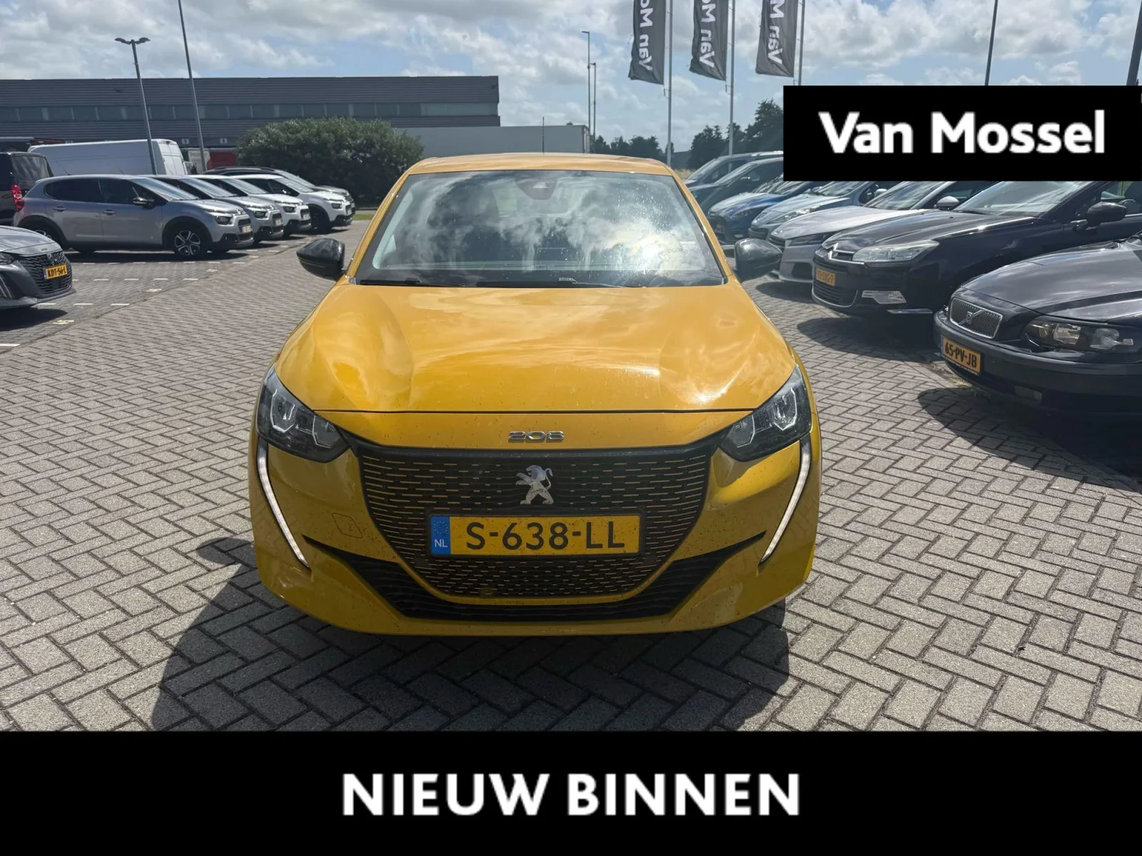 Peugeot e-208 (2023) — foto 1