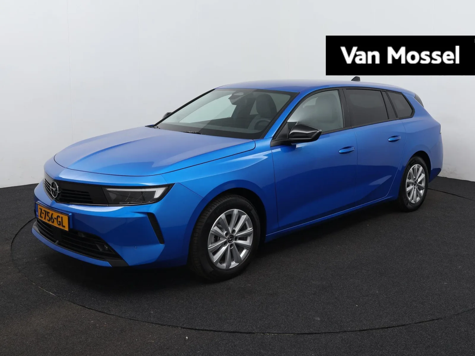 Opel Astra (2024) — foto 1
