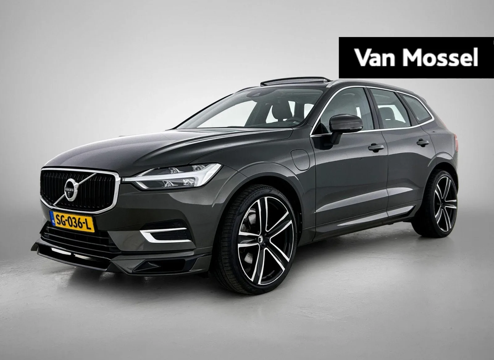 Volvo XC60 (2018) — foto 1