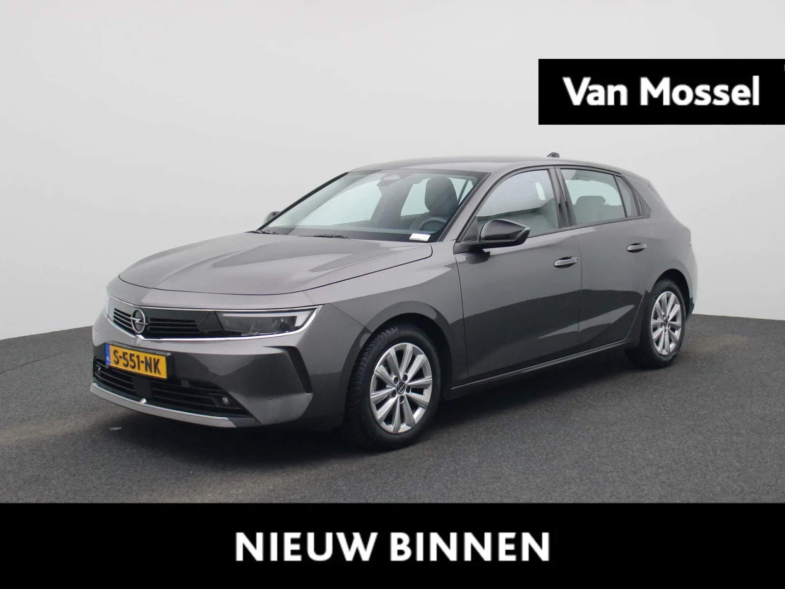 Opel Astra (2023) — foto 1