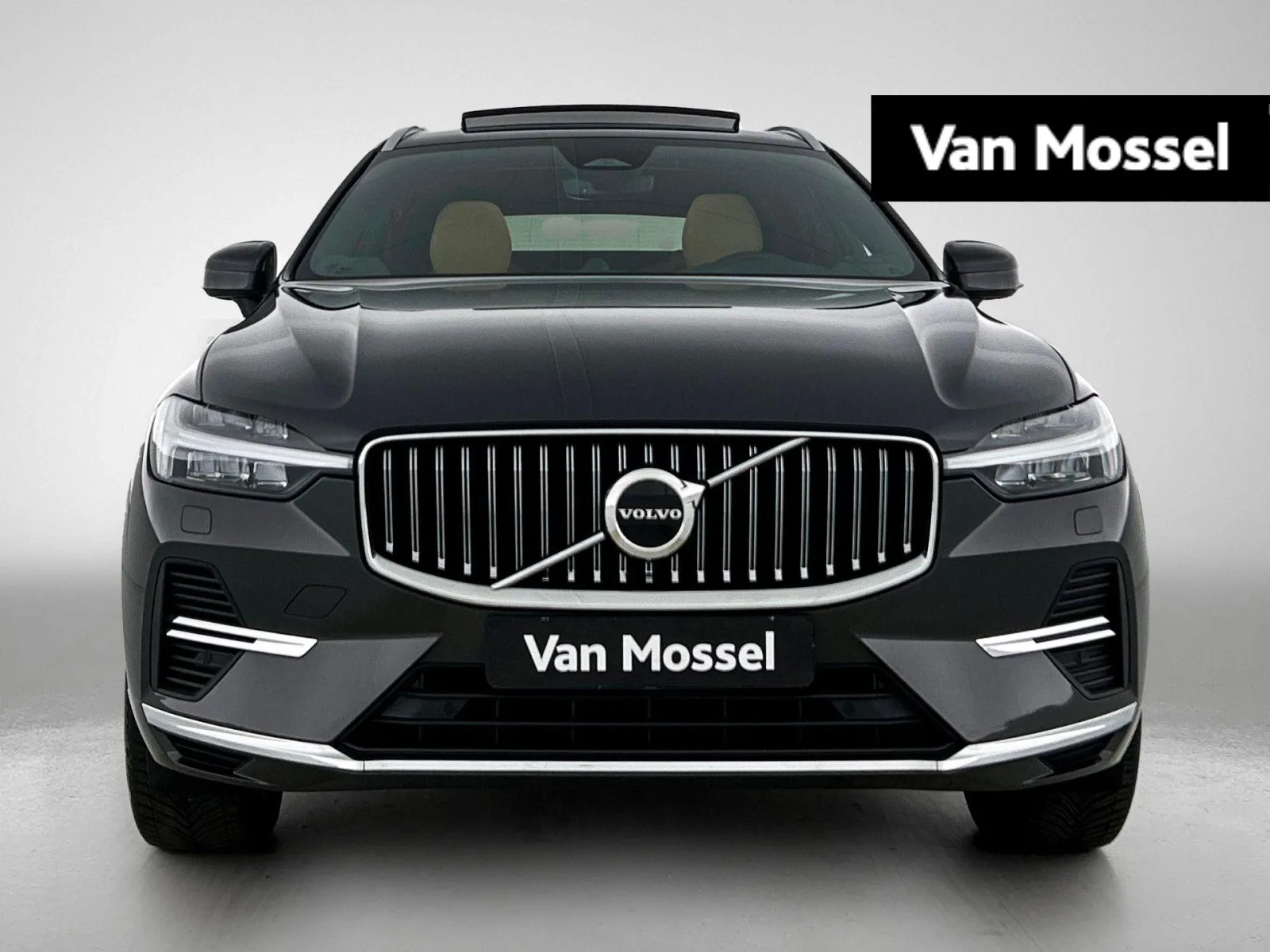 Volvo XC60 (2023) — foto 1
