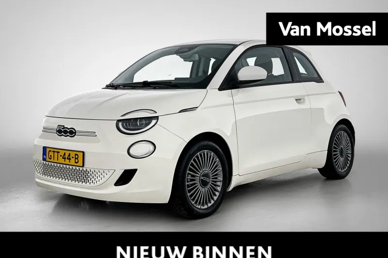 Fiat 500 (2022)