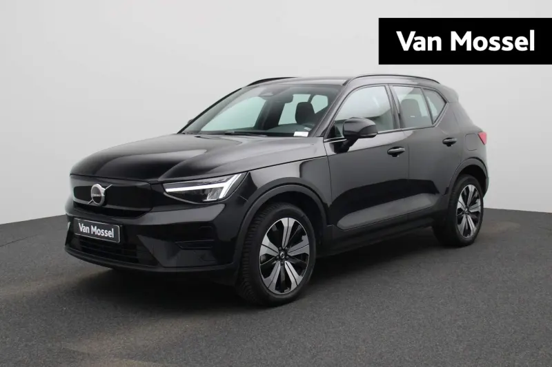 Volvo XC40 (2022)