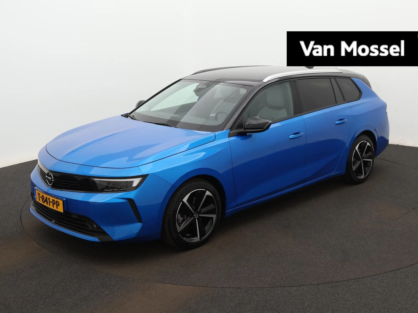 Opel Astra (2023) — foto 1