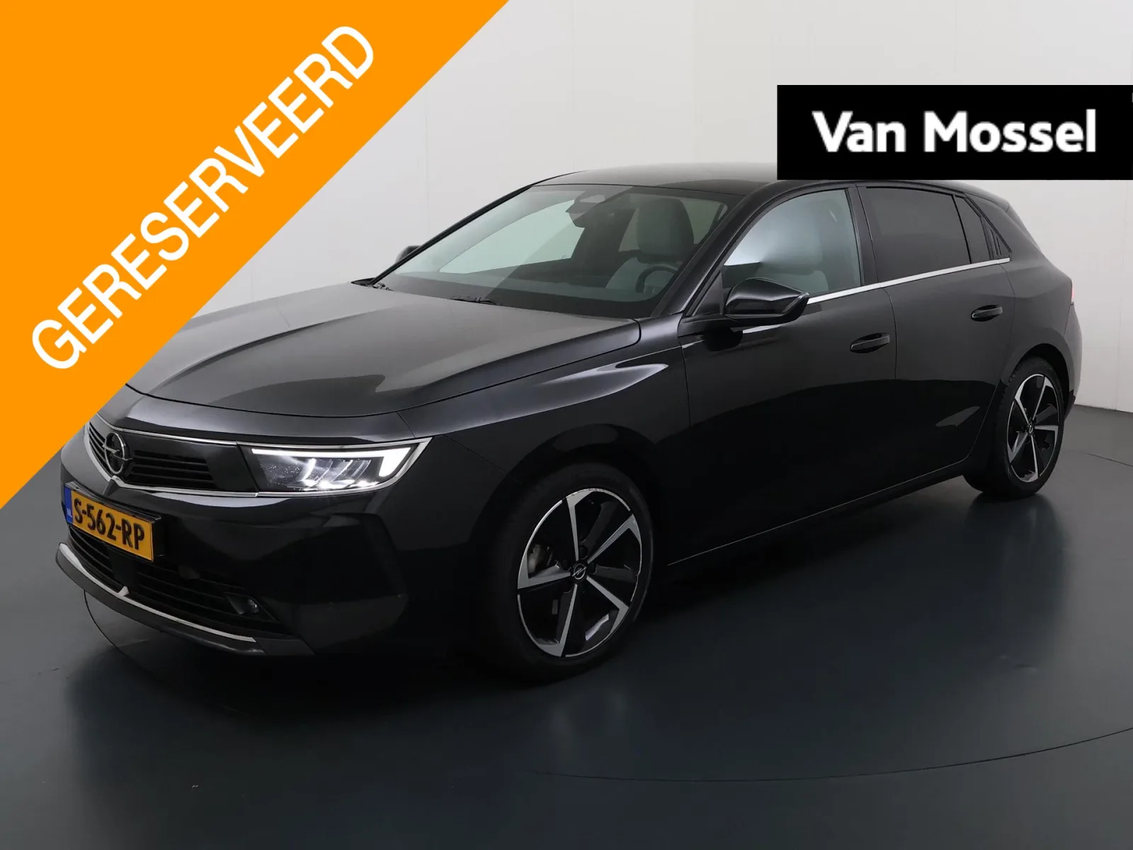 Opel Astra (2023) — foto 1