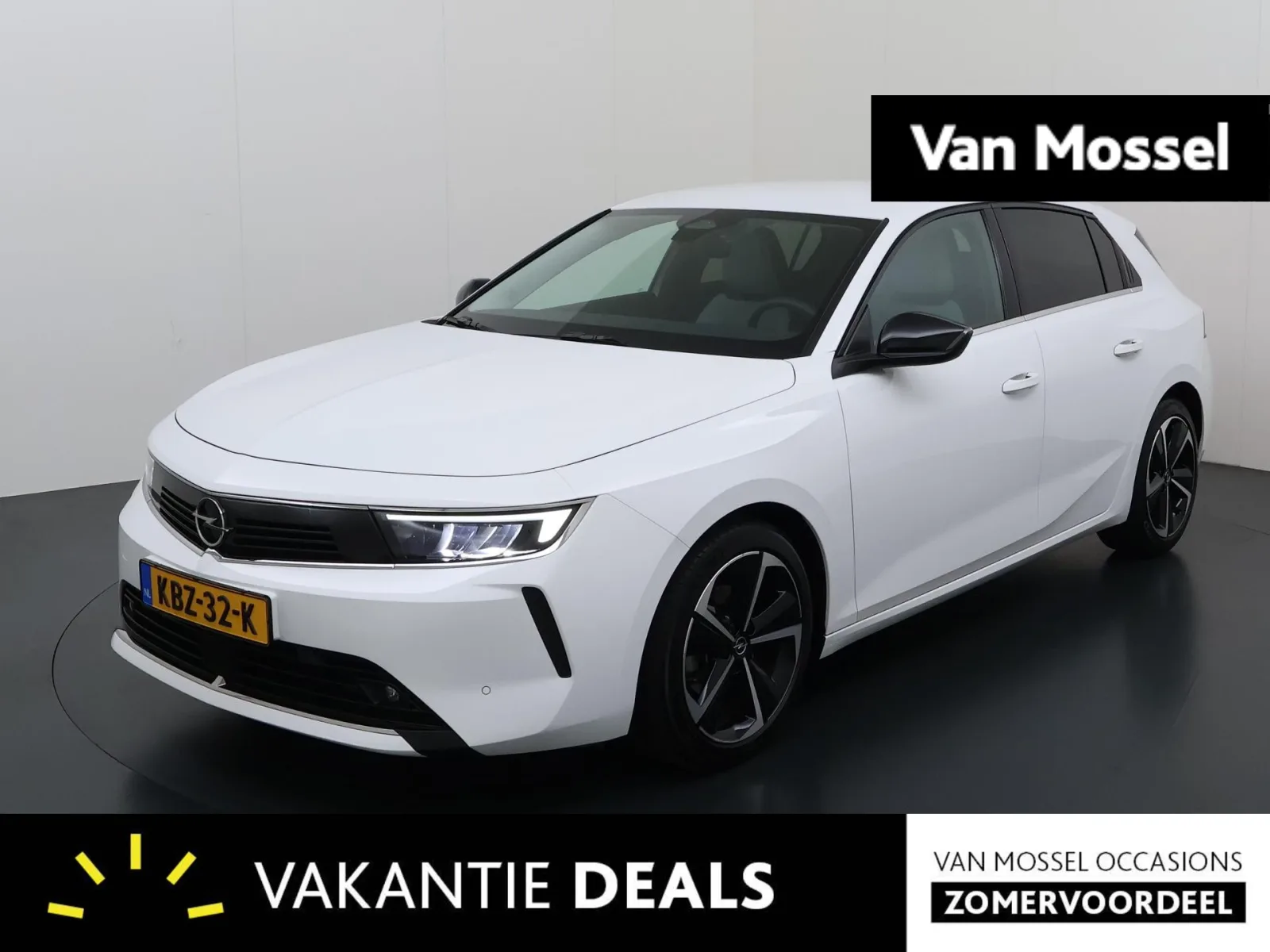 Opel Astra (2022) — foto 1