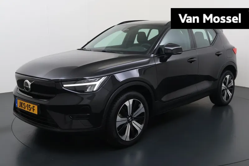 Volvo XC40 (2022)