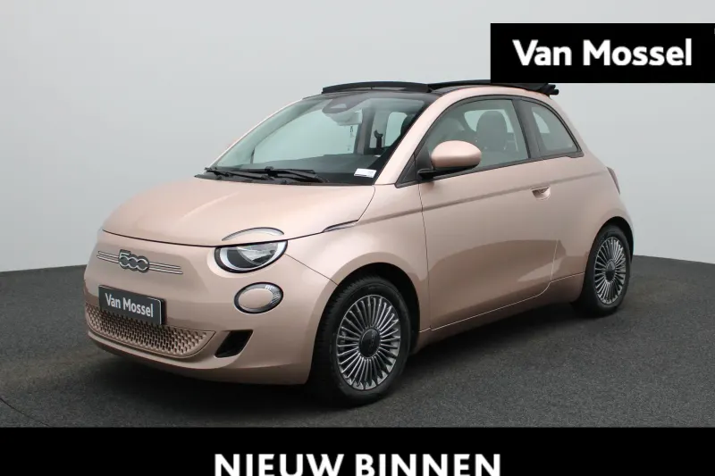 Fiat 500C (2023)