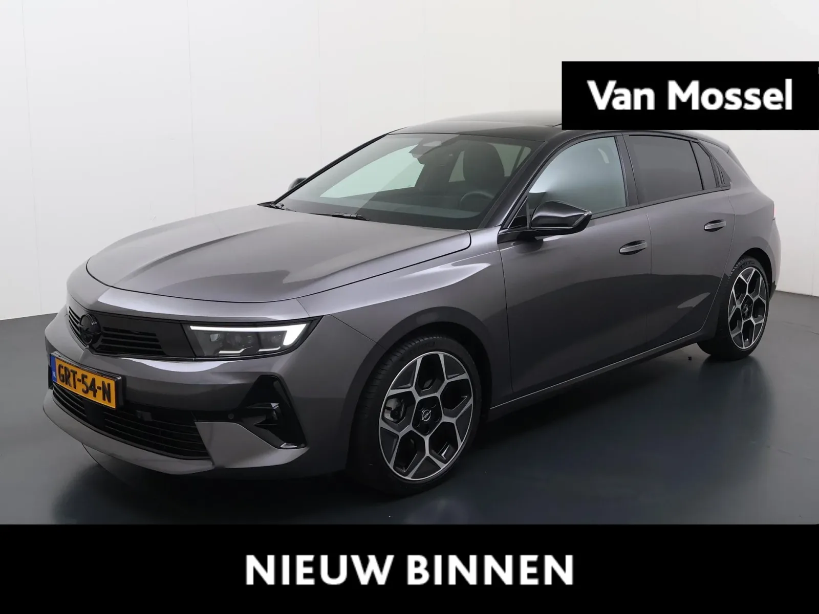 Opel Astra (2024) — foto 1