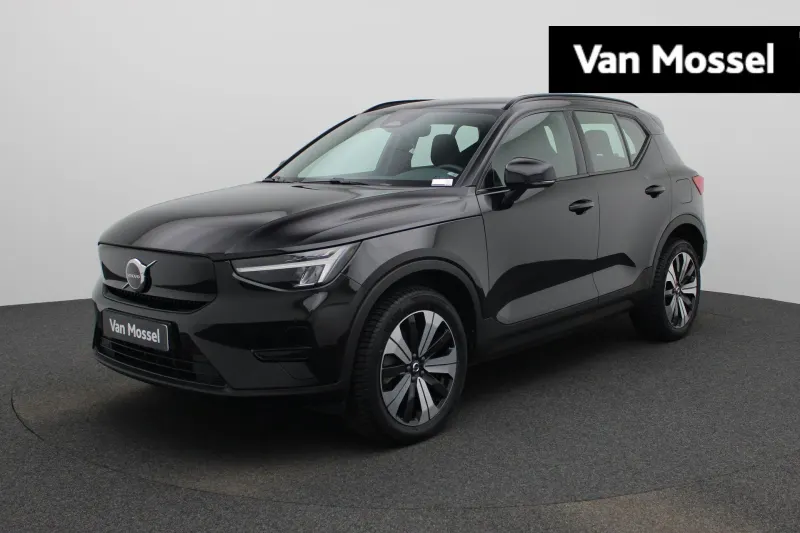 Volvo XC40 (2023)