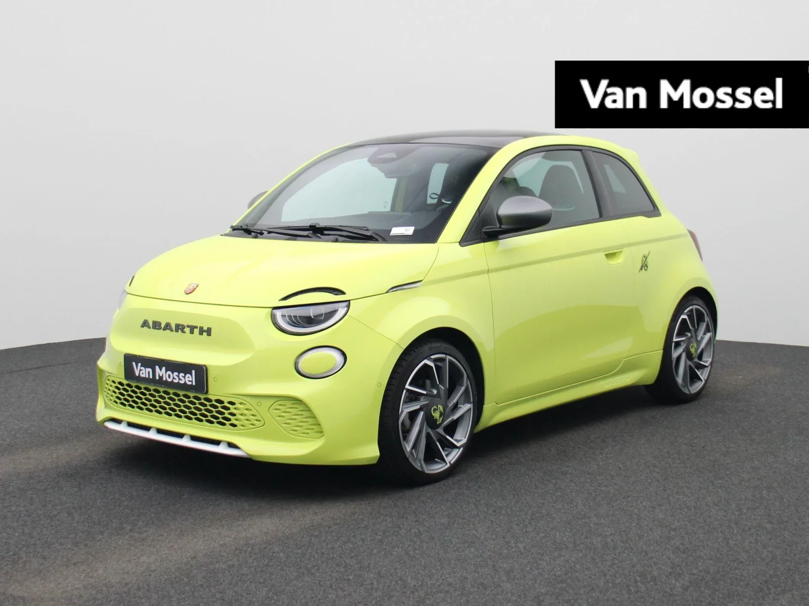 Abarth 500 C (2023) — foto 1