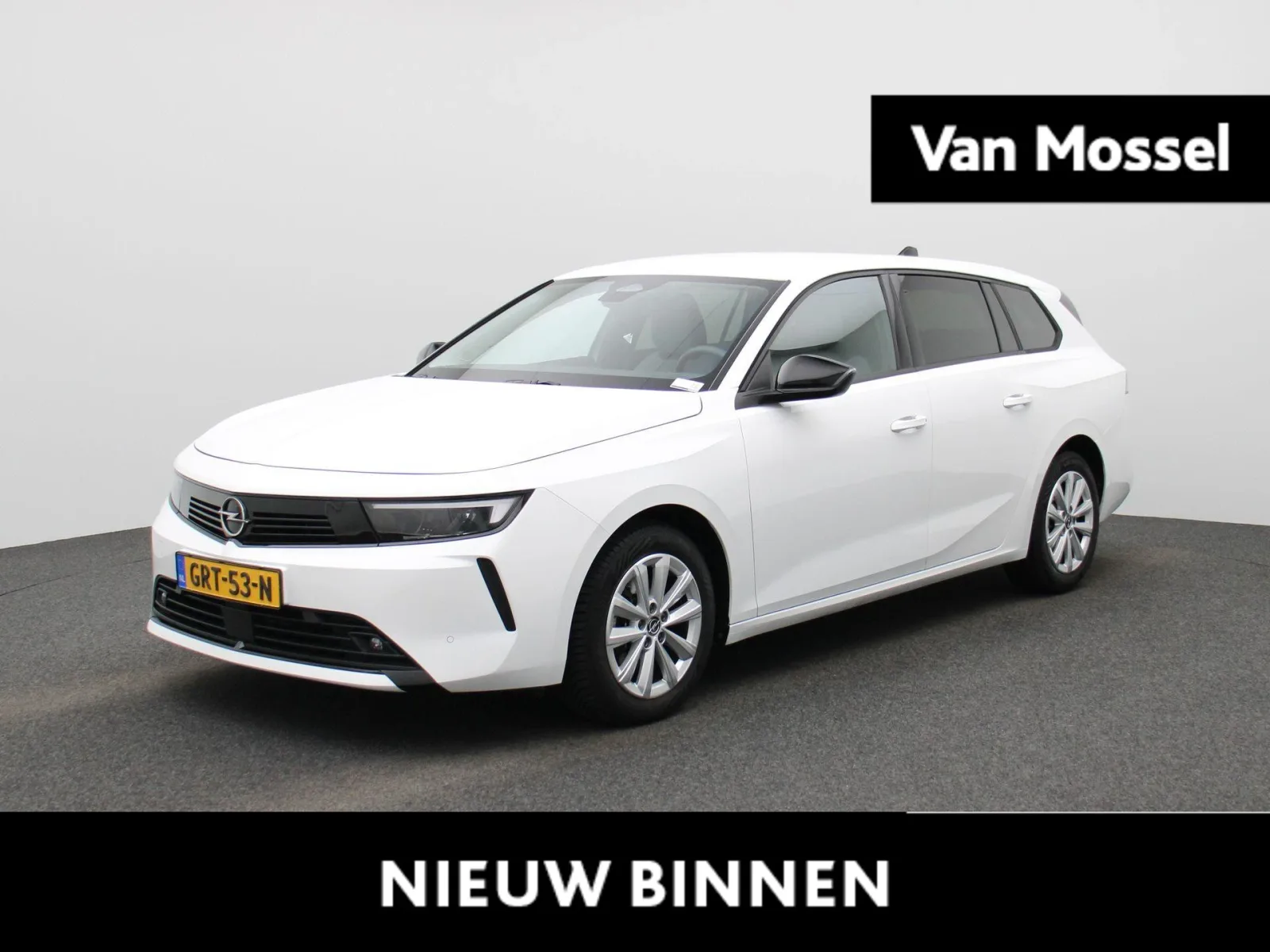 Opel Astra (2024) — foto 1