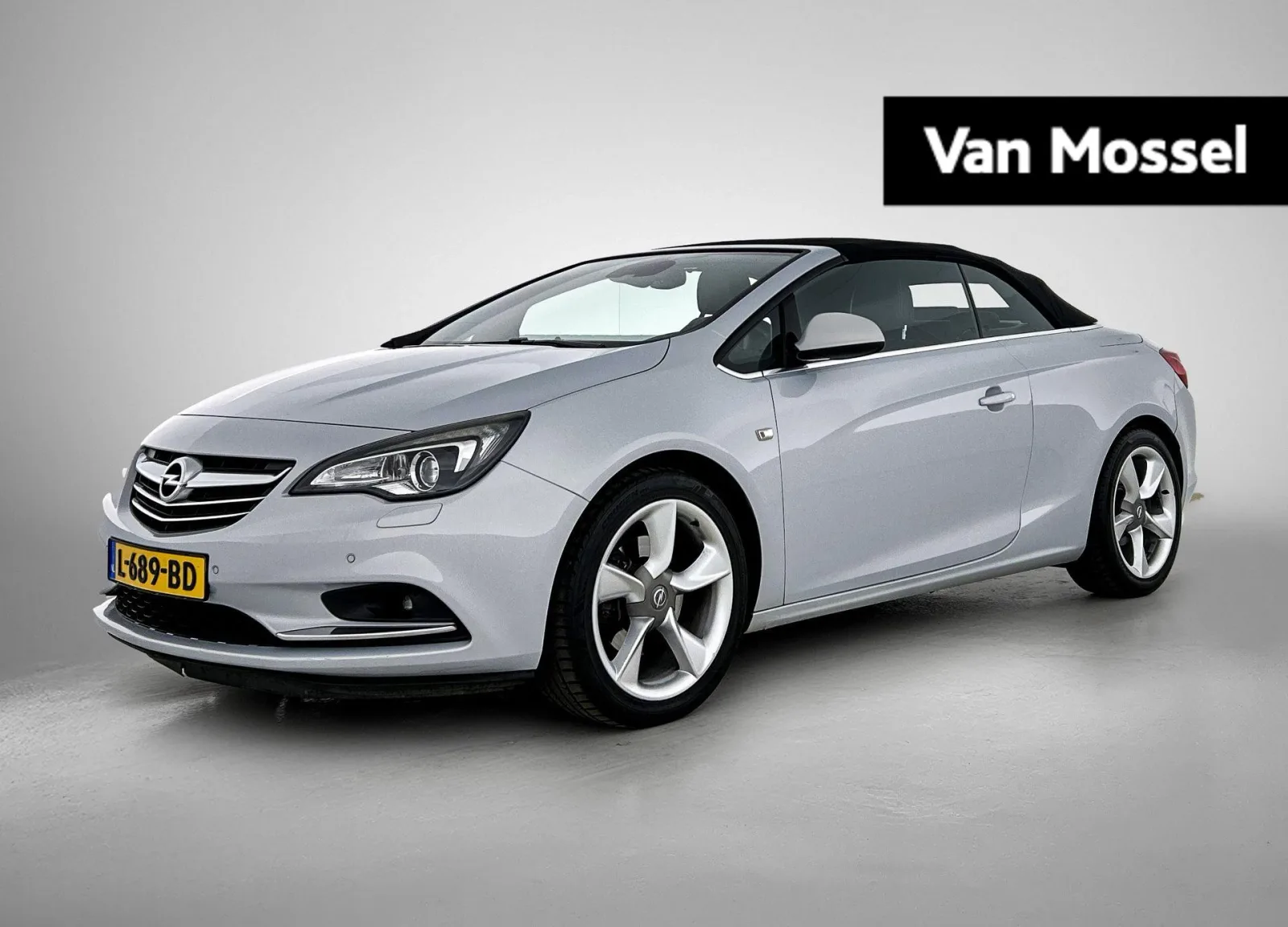 Opel Cascada (2014) — foto 1