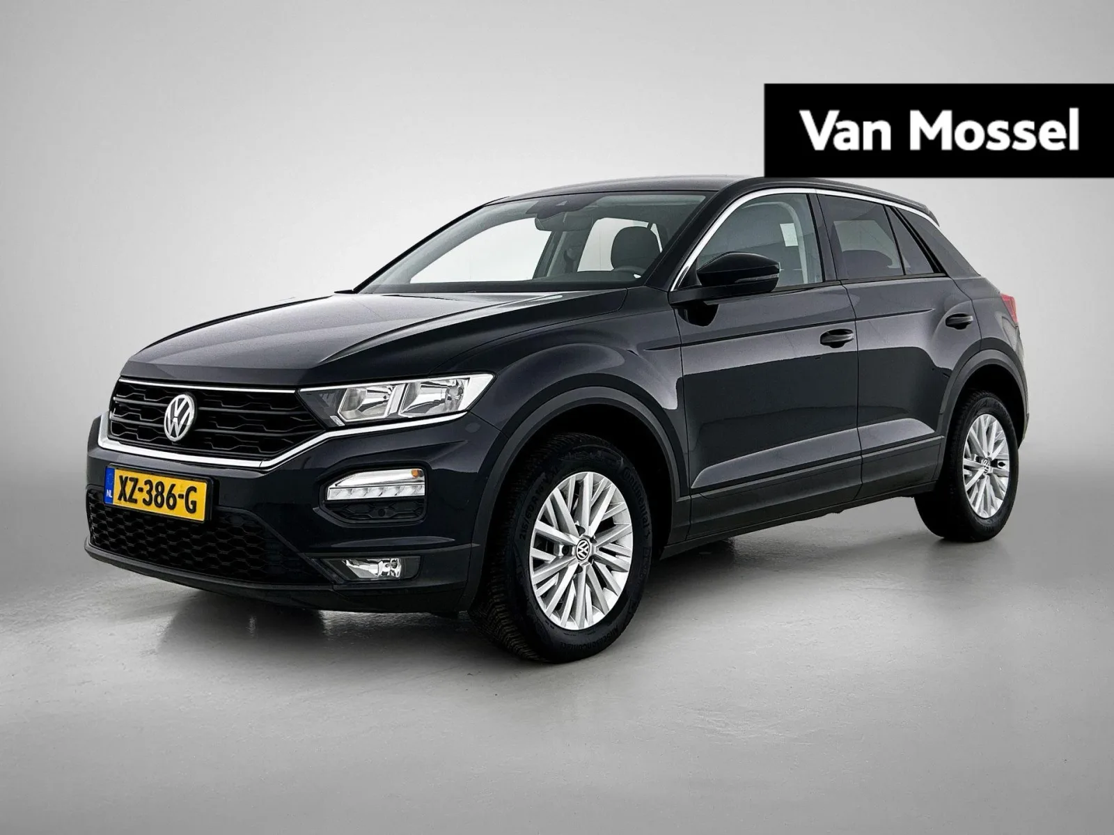 Volkswagen T-Roc (2018) — foto 1