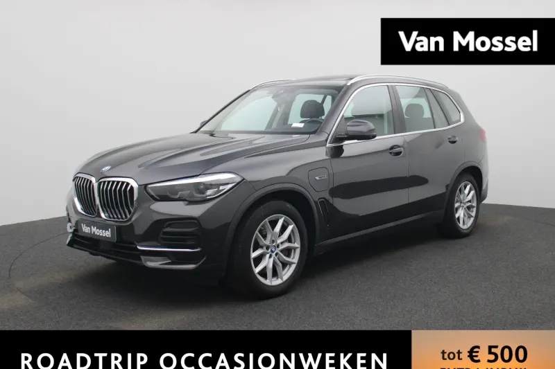 BMW X5 (2023)