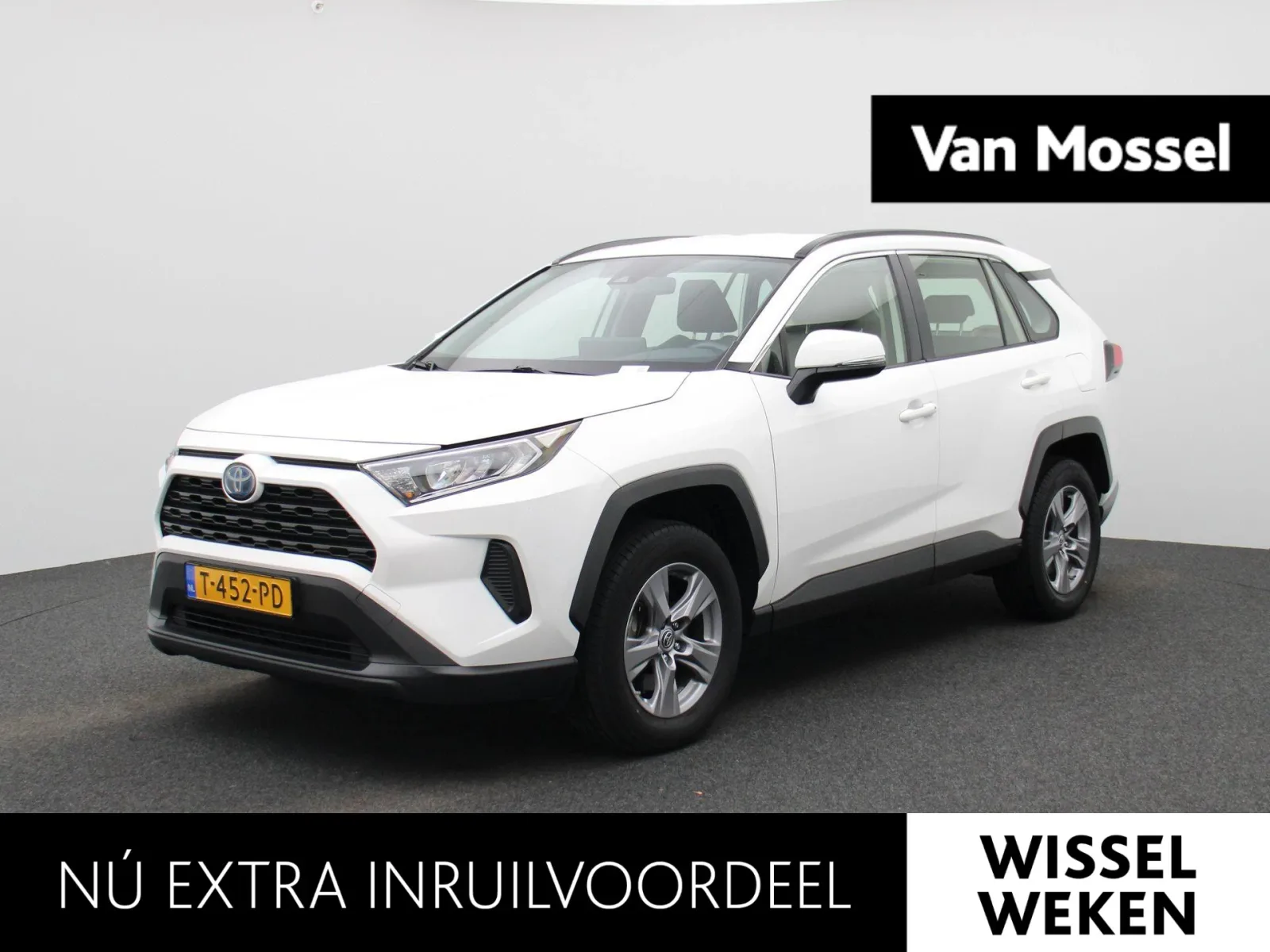 Toyota RAV4 (2023) — foto 1