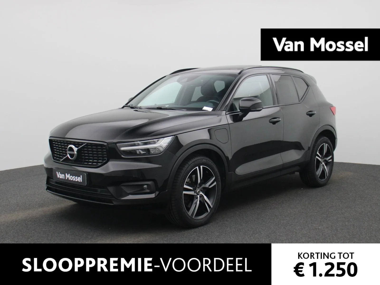Volvo XC40 (2021) — foto 1