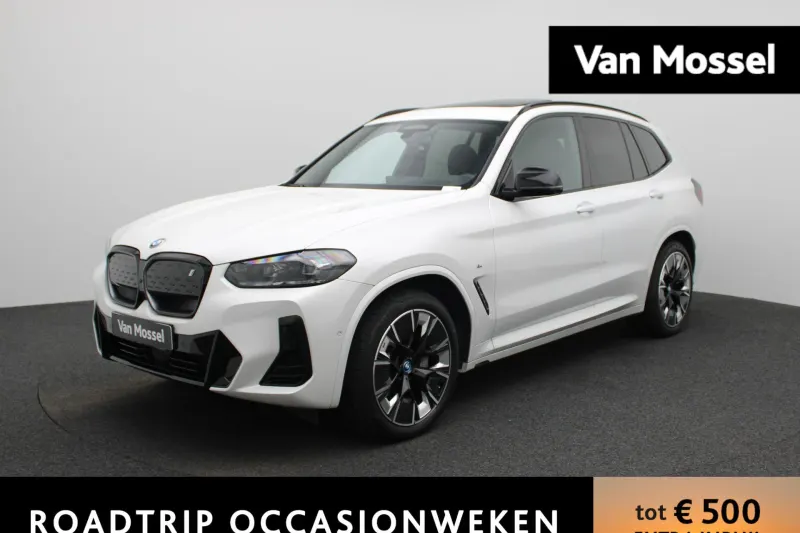 BMW iX3 (2024)