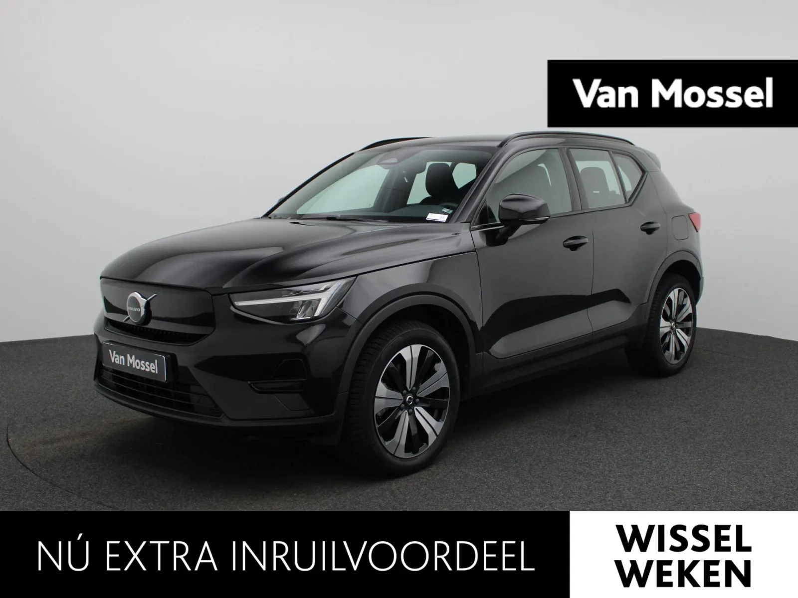 Volvo XC40 (2023) — foto 1