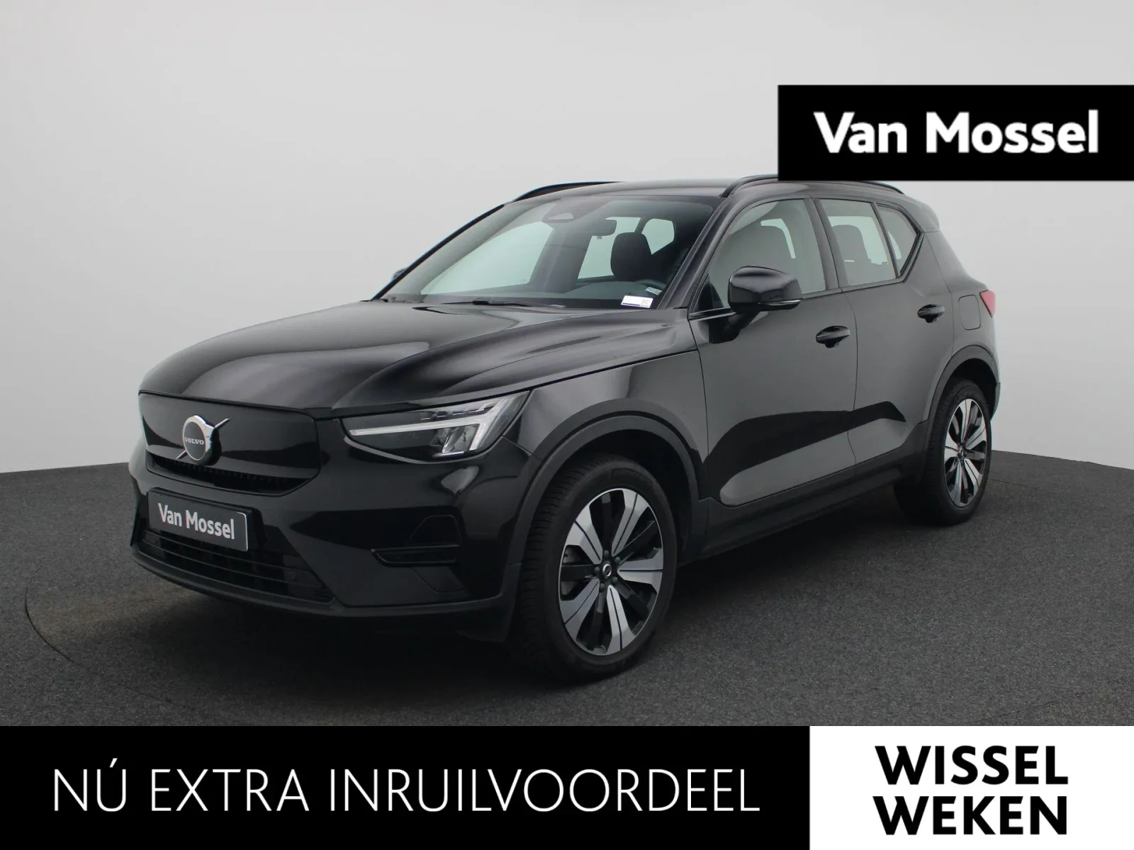 Volvo XC40 (2023) — foto 1