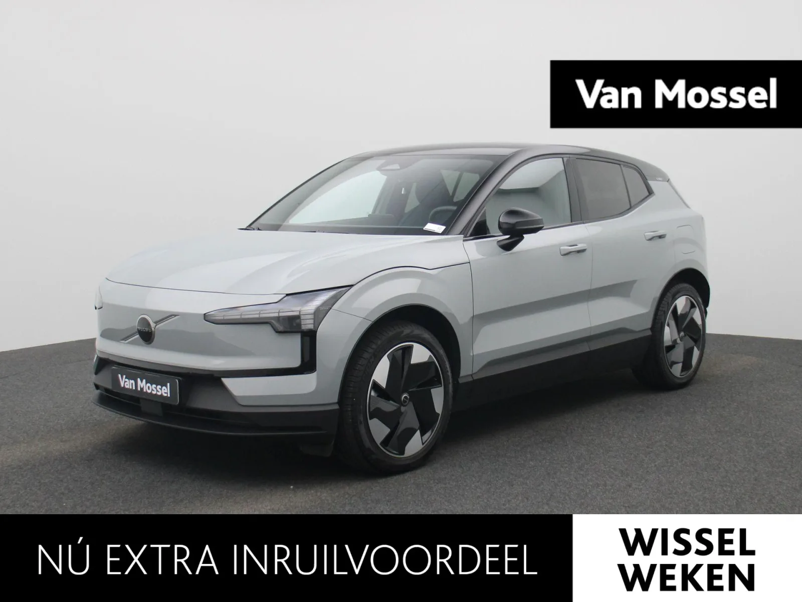 Volvo EX30 (2024) — foto 1