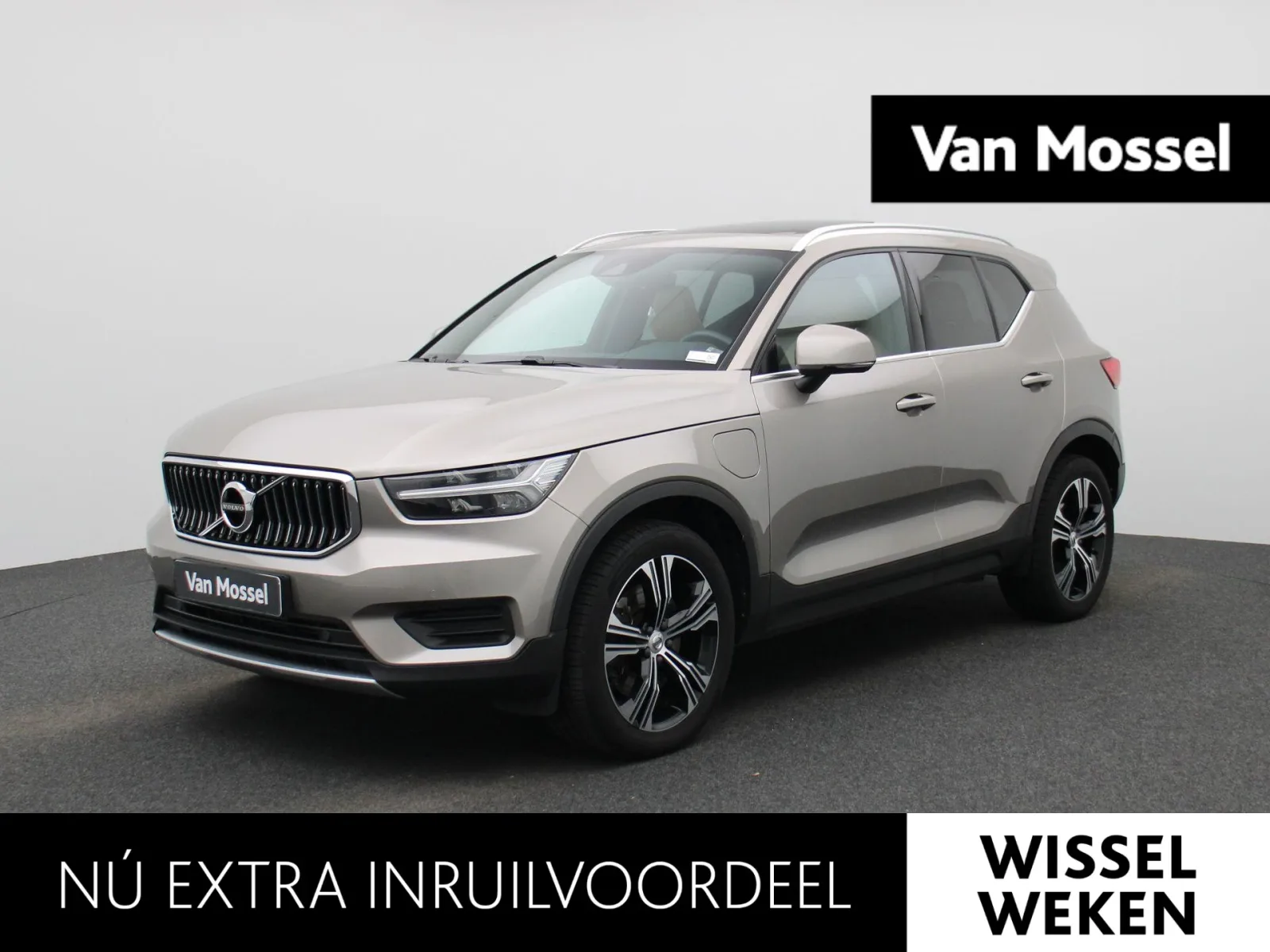 Volvo XC40 (2022) — foto 1