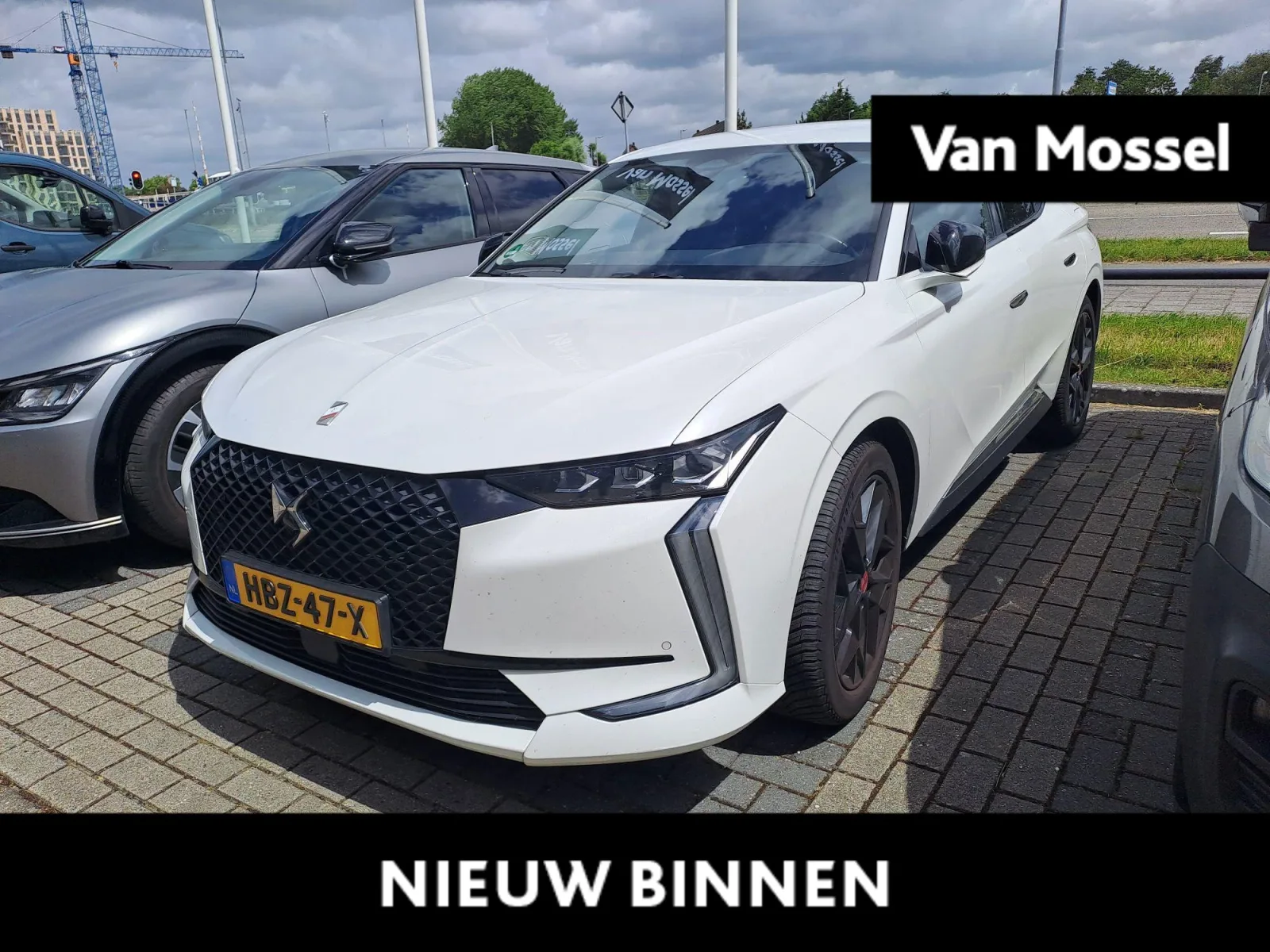 DS 4 (2022) — foto 1