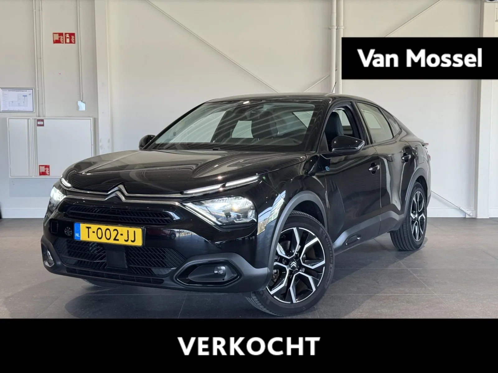 Citroën ë-C4 (2023) — foto 1