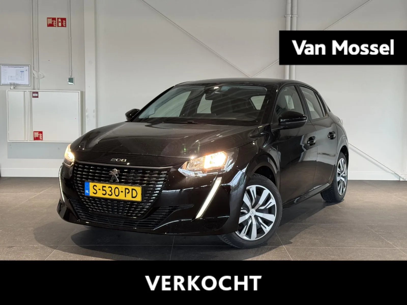 Peugeot 208 (2023) — foto 1
