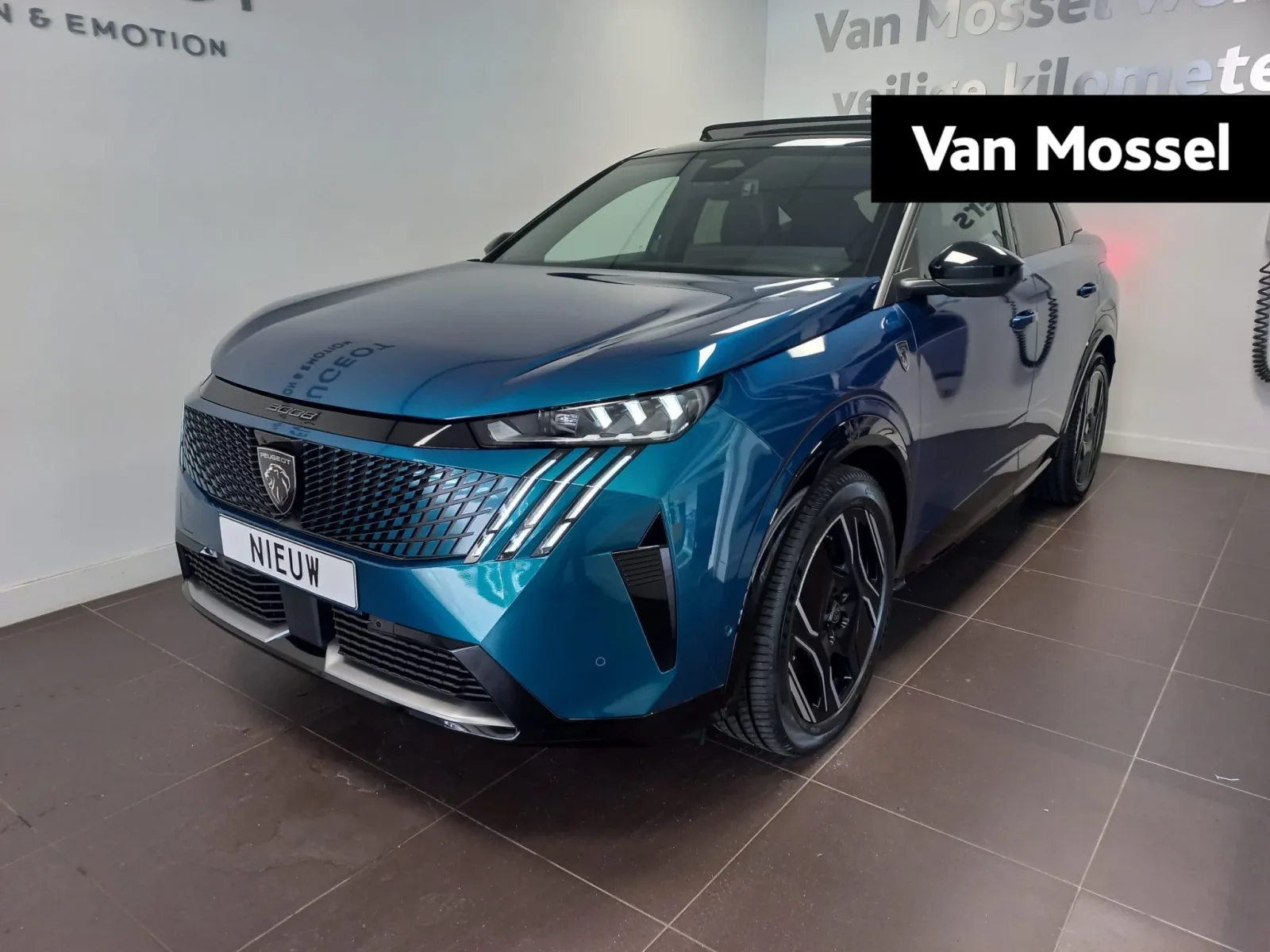 Peugeot e-3008 (2025) — foto 1