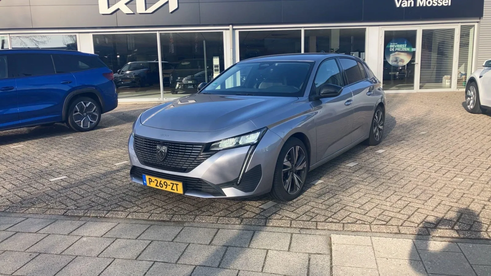 Peugeot 308 (2022) — foto 1