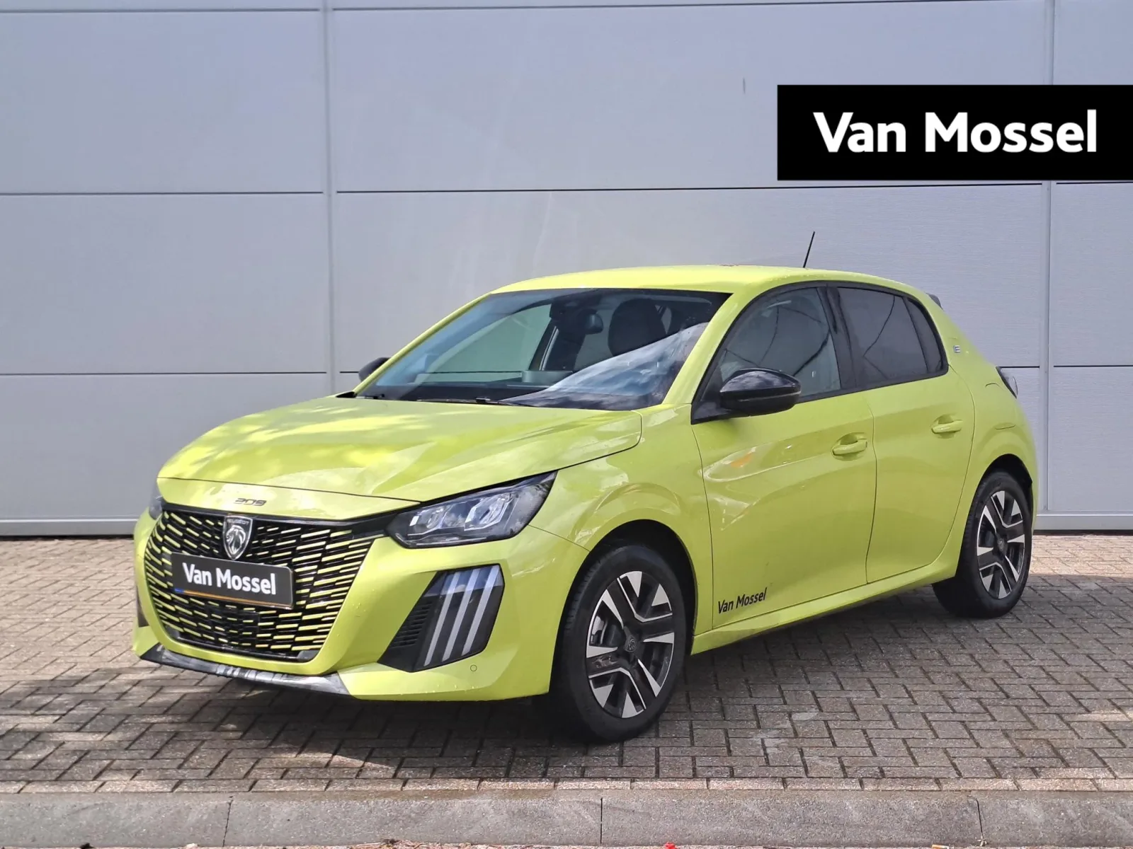 Peugeot e-208 (2024) — foto 1