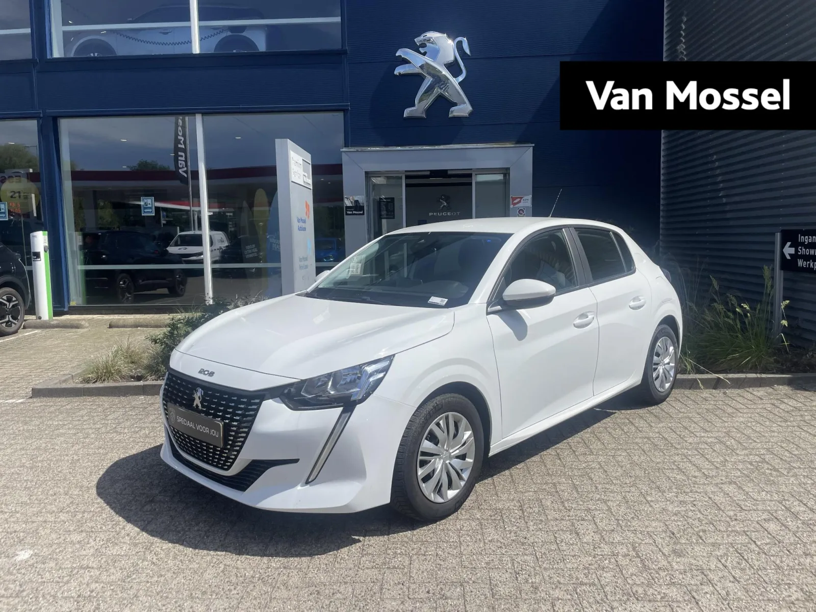 Peugeot 208 (2021) — foto 1