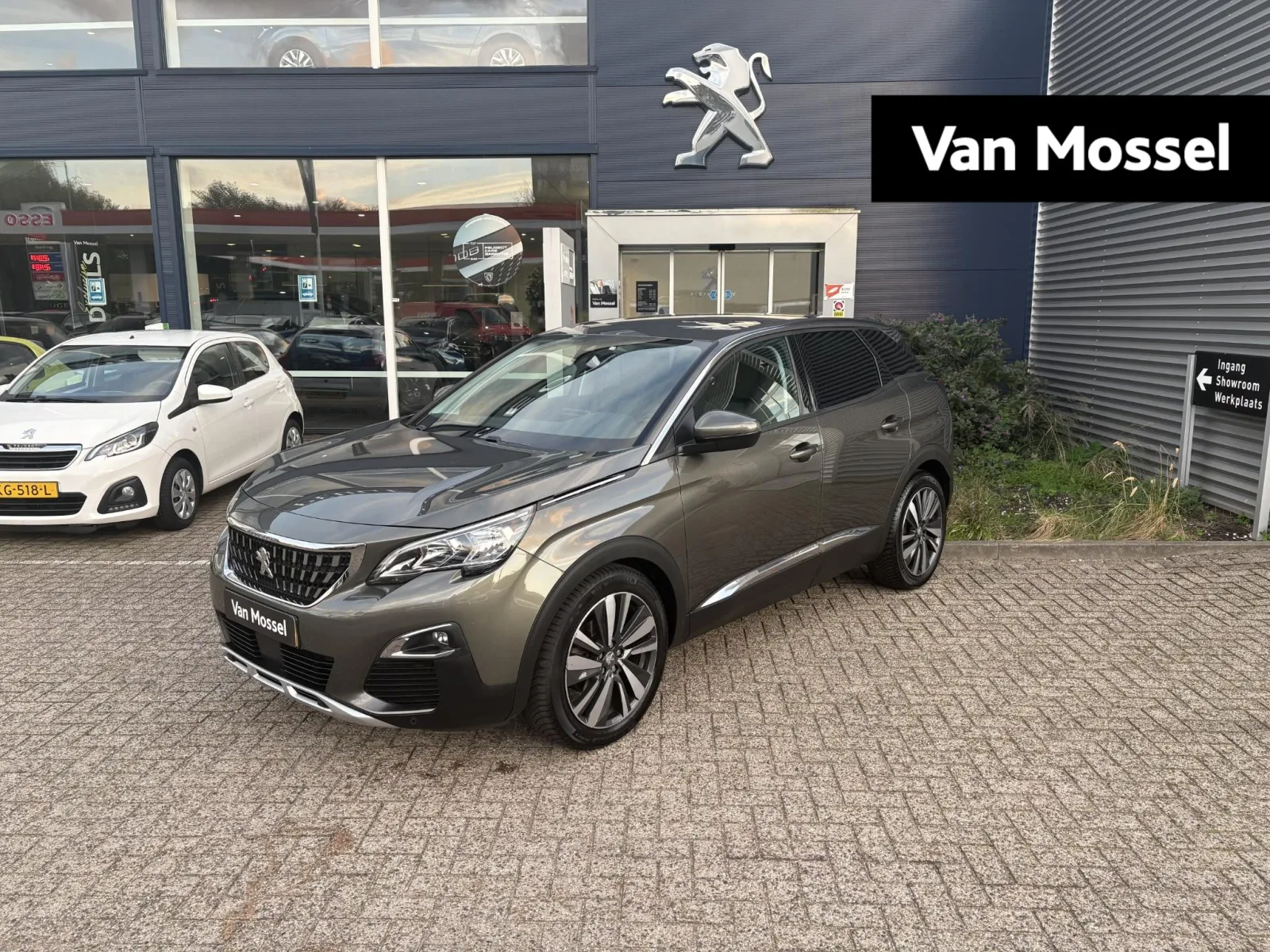 Peugeot 3008 (2018) — foto 1