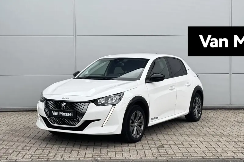 Peugeot e-208 (2023)