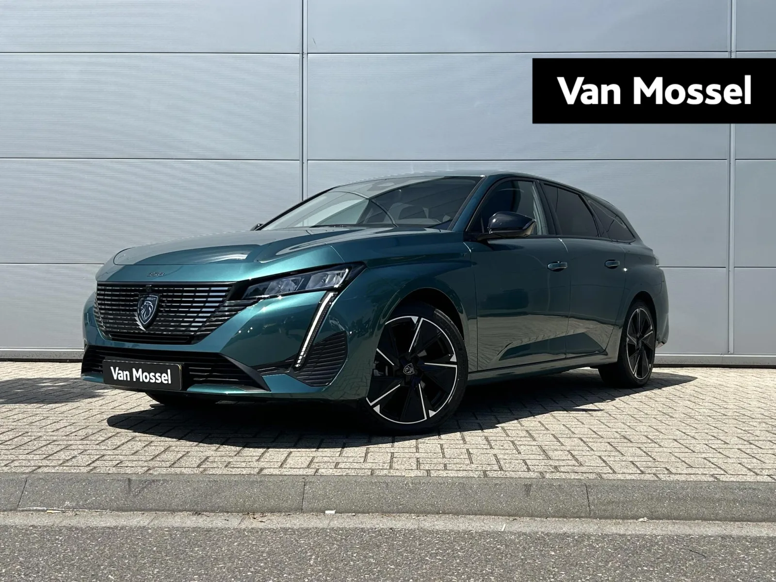 Peugeot e-308 (2024) — foto 1